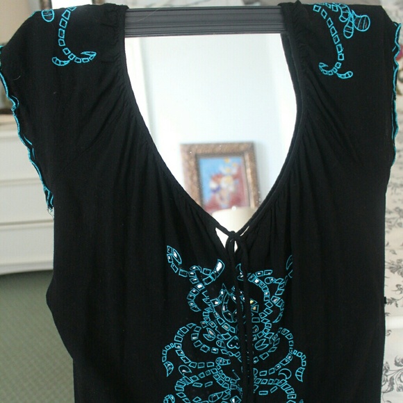 Black and turquoise peasant top - Picture 2 of 2