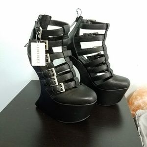 Black Heel-less platform shoes