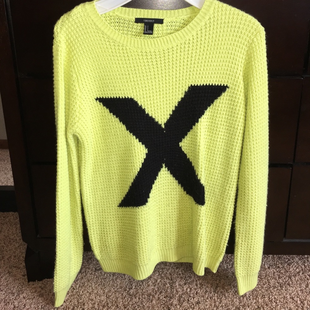 FOREVER 21 ✨ Sweater