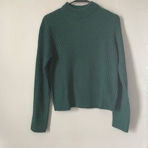 Green h&m sweater