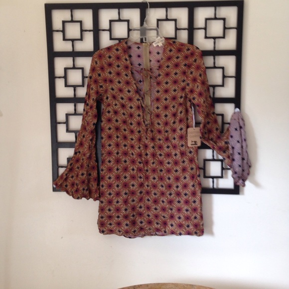 Tunic - Picture 2 of 2