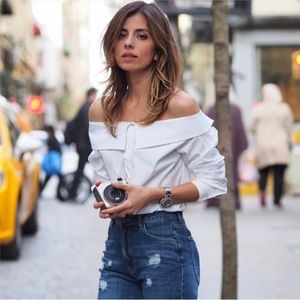 White off the shoulder blouse size Small BNWT!!