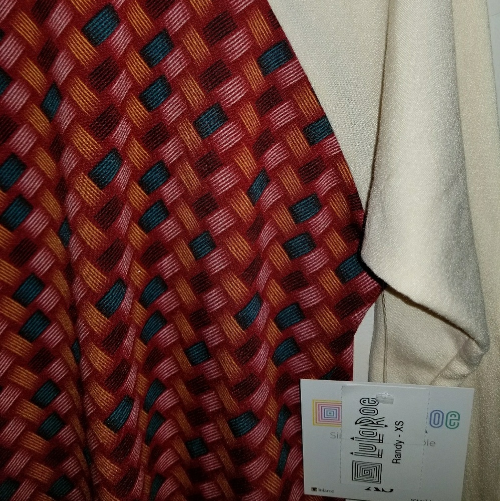 XS Lularoe Randy - PRICE DROP! - Picture 2 of 4