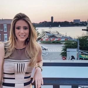 Meet your Posher, Maria regina