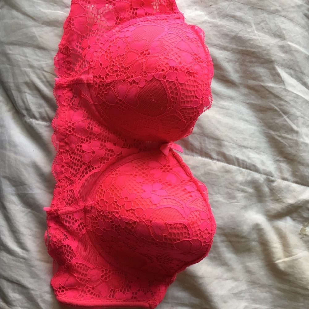 Hot Pink Push Up Straplesss Bra