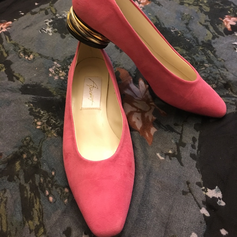 Barbie’s moms shoes. pink suede slip ons. EUC