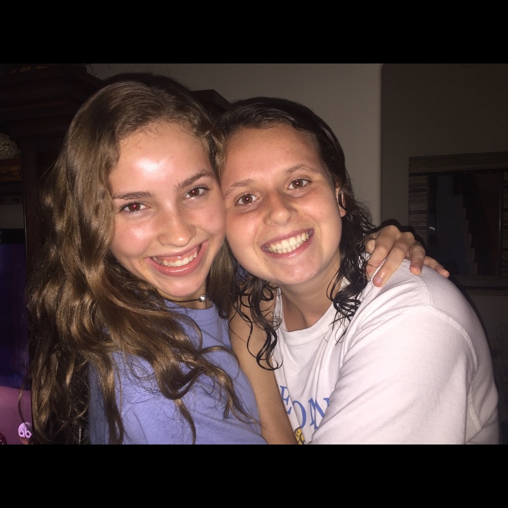 Meet your Posher, Lauren