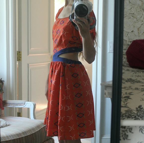 Funky cut out dress - Picture 1 of 3