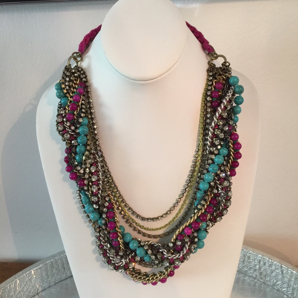 Stella & Dot NWOT RETIRED Bamboleo Necklace