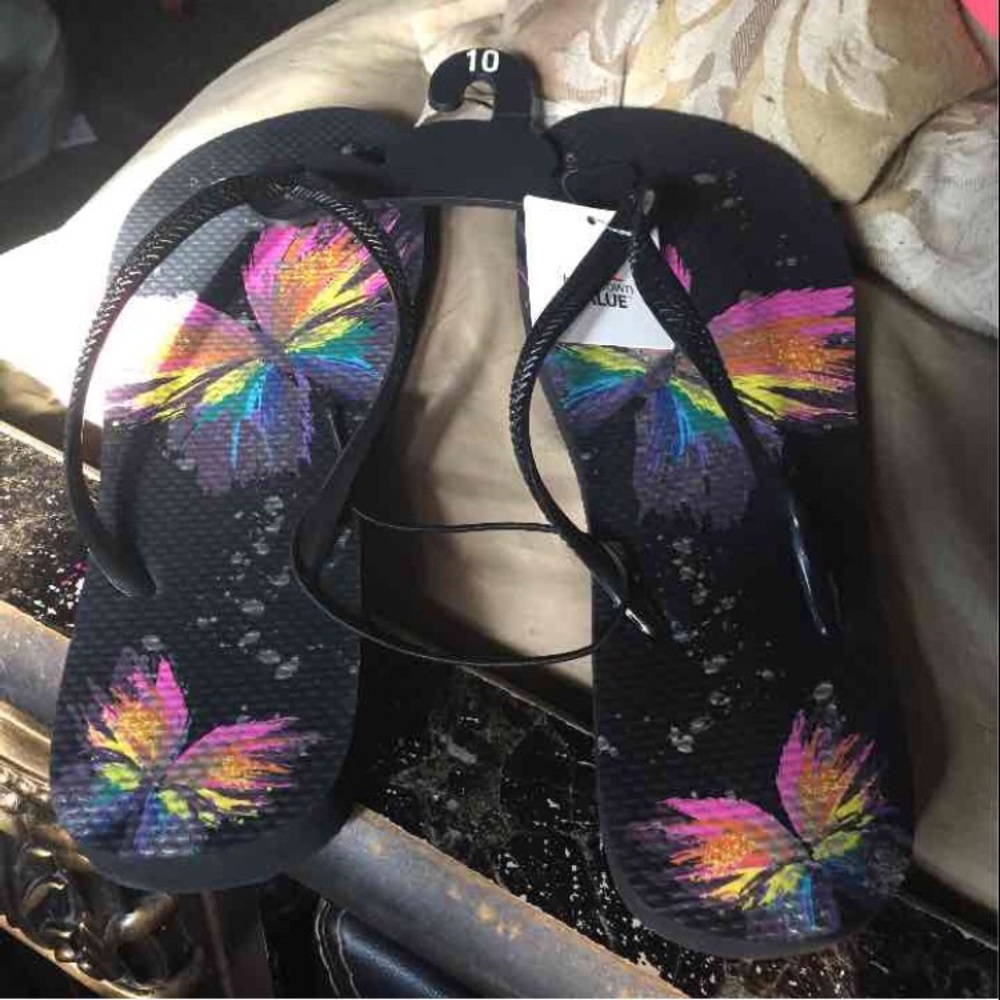 Ladies woman's size 10 sandals flip flops