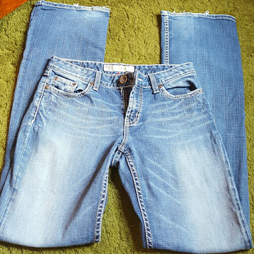 BKE bootcut jeans 28 x 35 1/2
