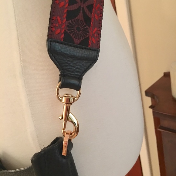 Rebecca Minkoff Black Feedbag + Guitar bag strap! - Picture 5 of 7