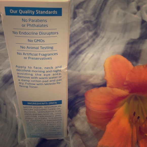 Weleda Gentle Cleansing Milk - Picture 2 of 4