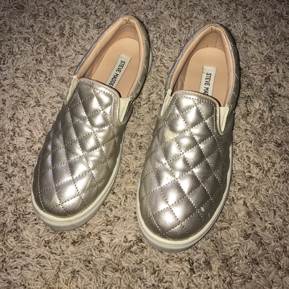 STEVE MADDEN GOLD SLIP ONS