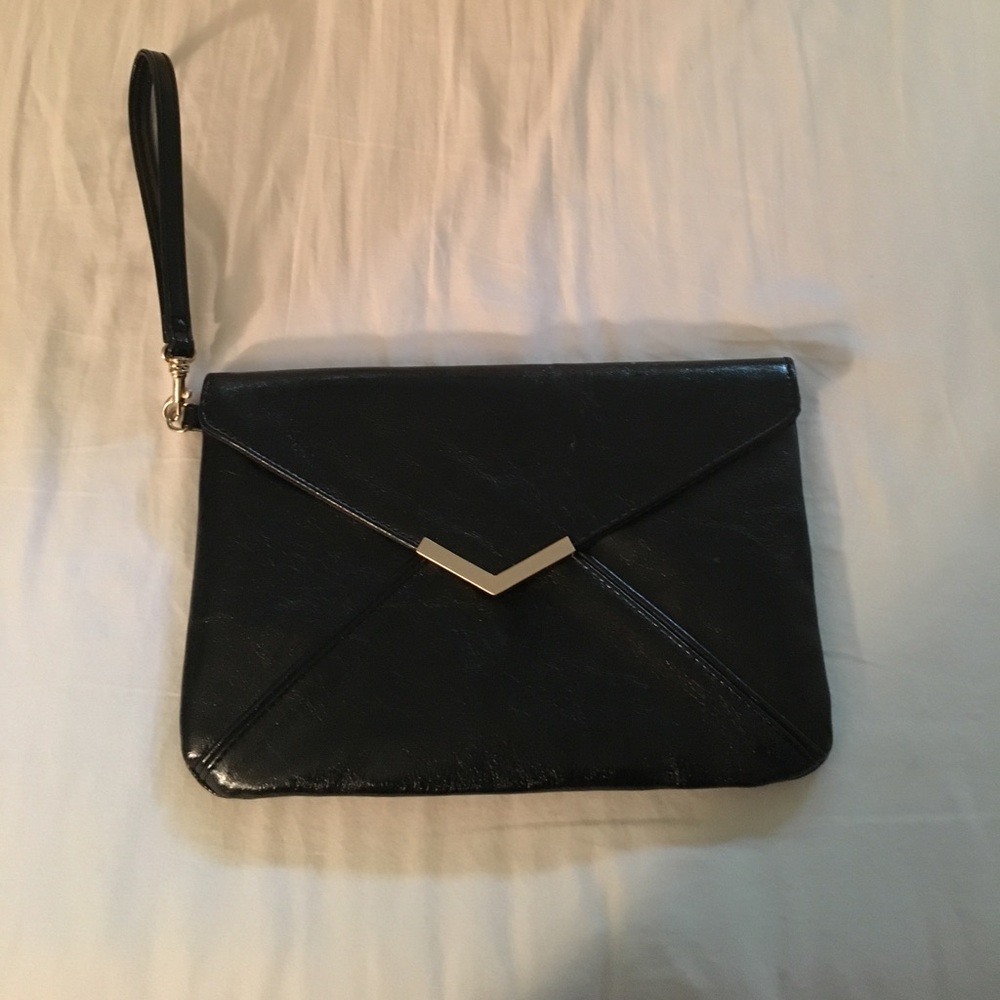 Wristlet. NWOT. Express. Black.