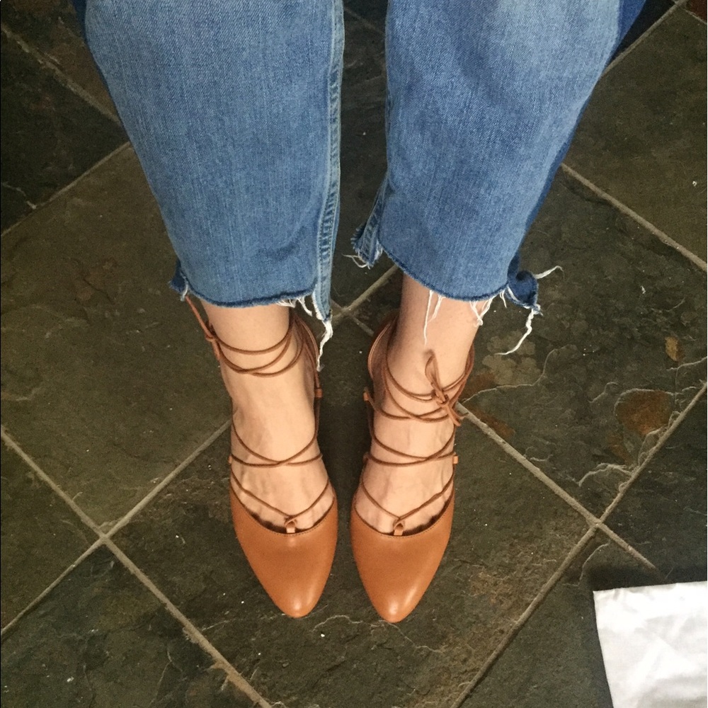 Intentionally Blank Hatter Heel Tan NEVER WORN