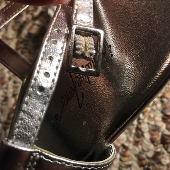 Jacqueline Ferrar Groove Strappy Silver Heels - Picture 7 of 8