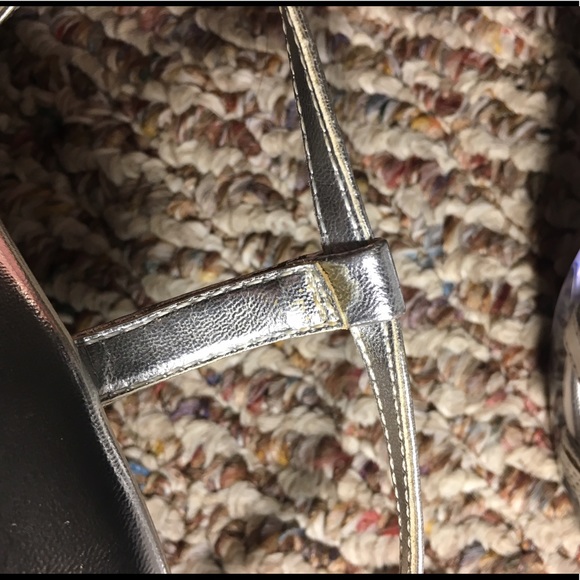 Jacqueline Ferrar Groove Strappy Silver Heels - Picture 6 of 8