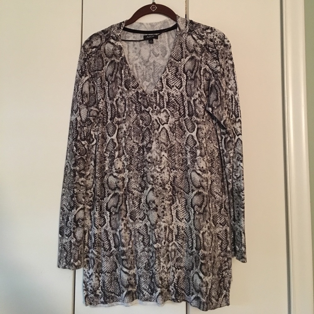 Black, grey, cream snake pattern tunic.