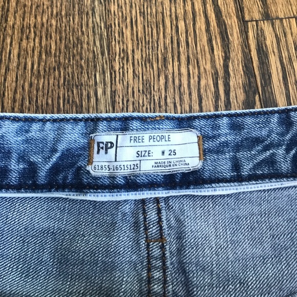 Free People Dolphin Hem Denim cutoff Shorts - Picture 3 of 4