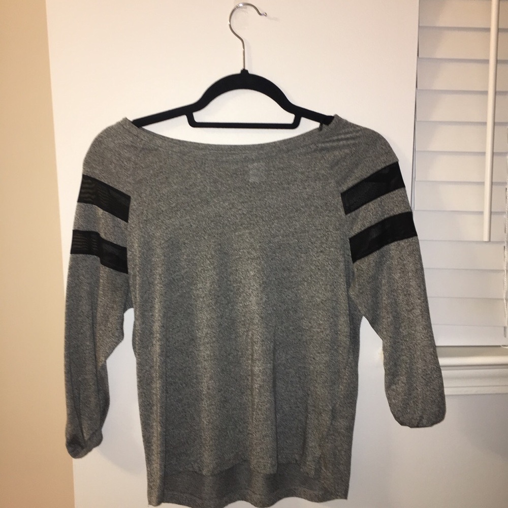 H&M MESH TEE
