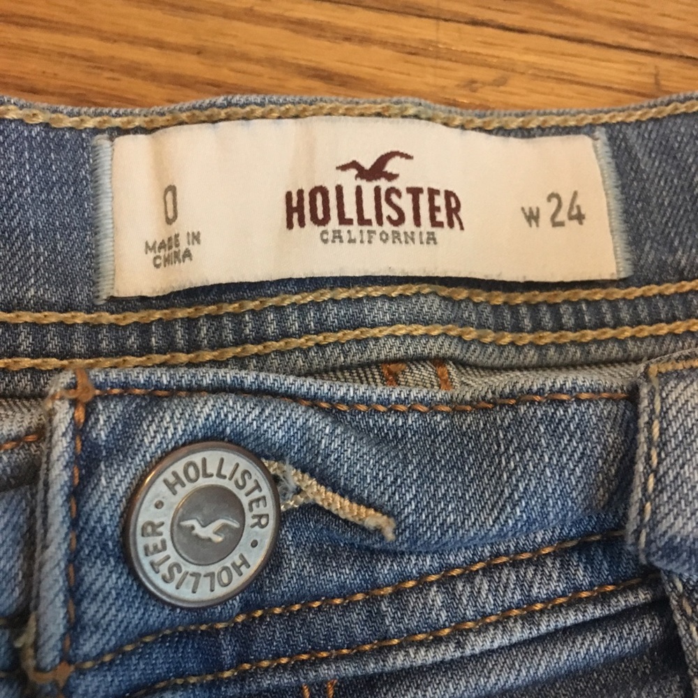 Hollister embellished denim cutoff shorts 0 - Picture 6 of 6