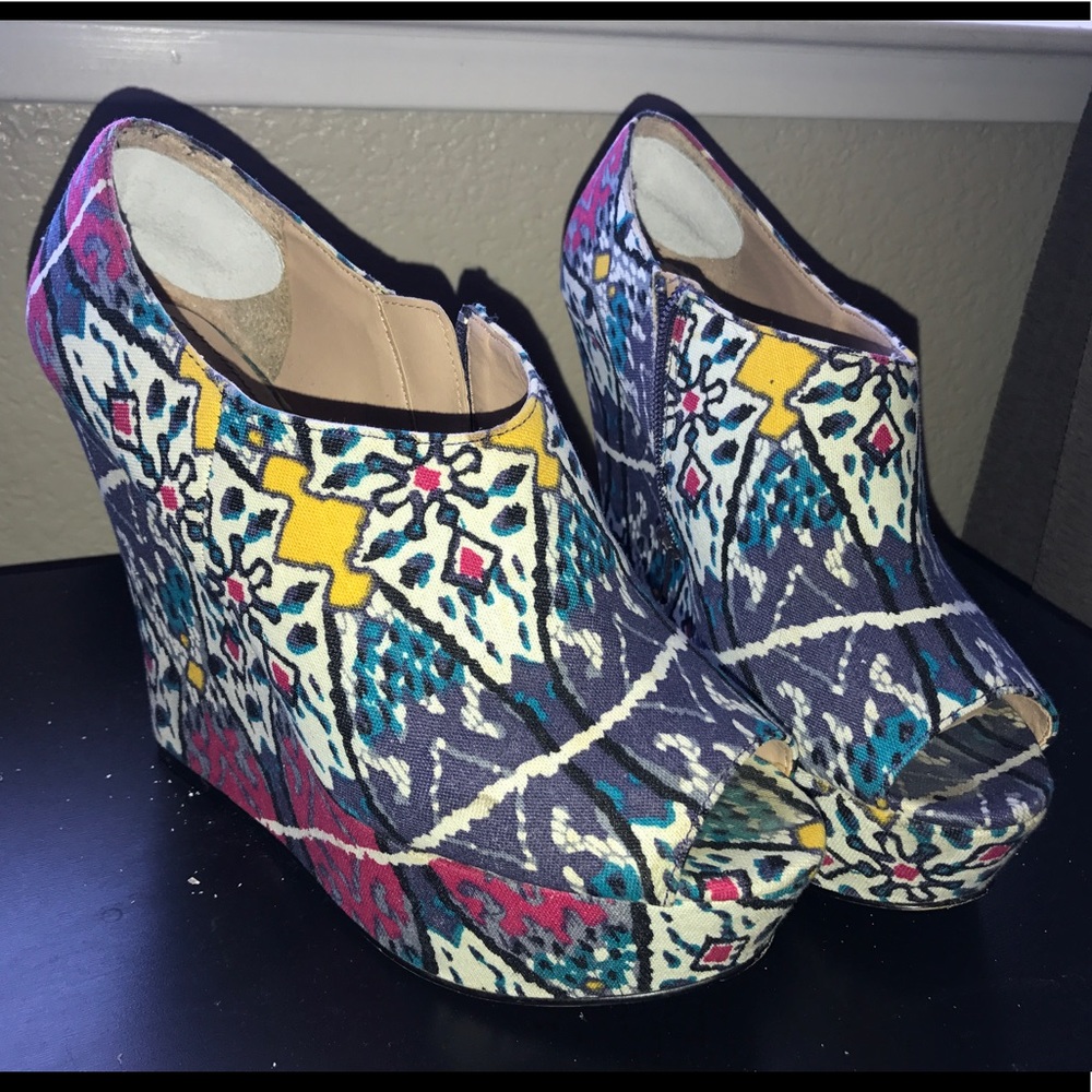 Steve madden colorful wedges