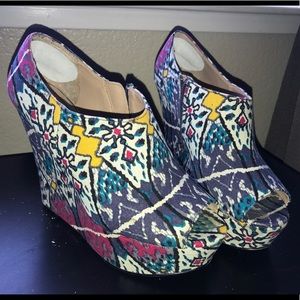 Steve madden colorful wedges