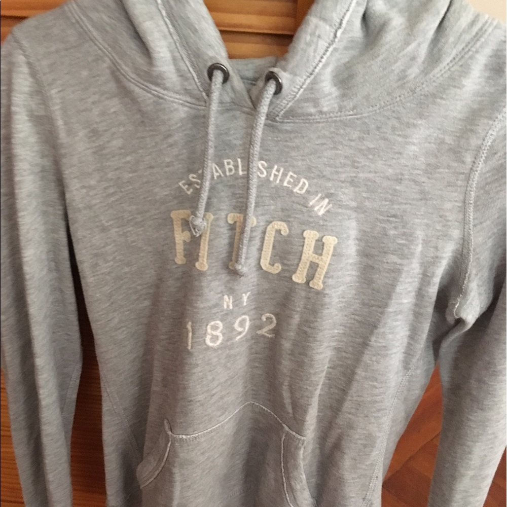 Pullover hoodie