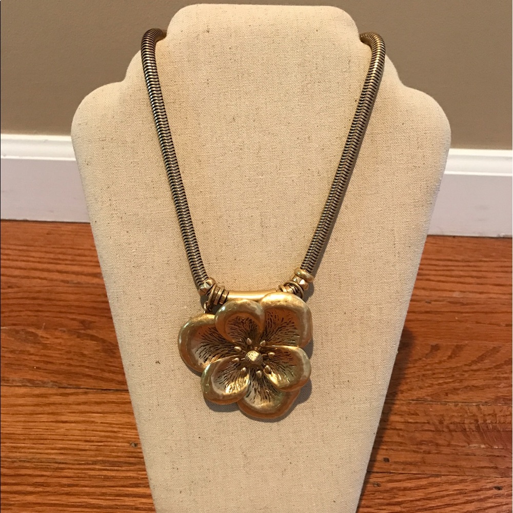 Stella & Dot bloom necklace.