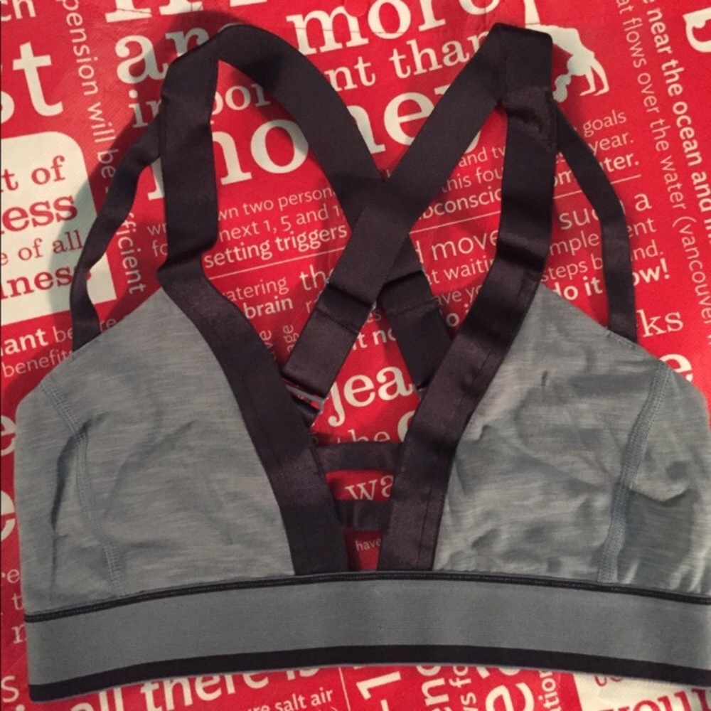 ISO Lululemon bra