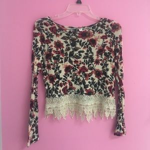 Causal Floral Top