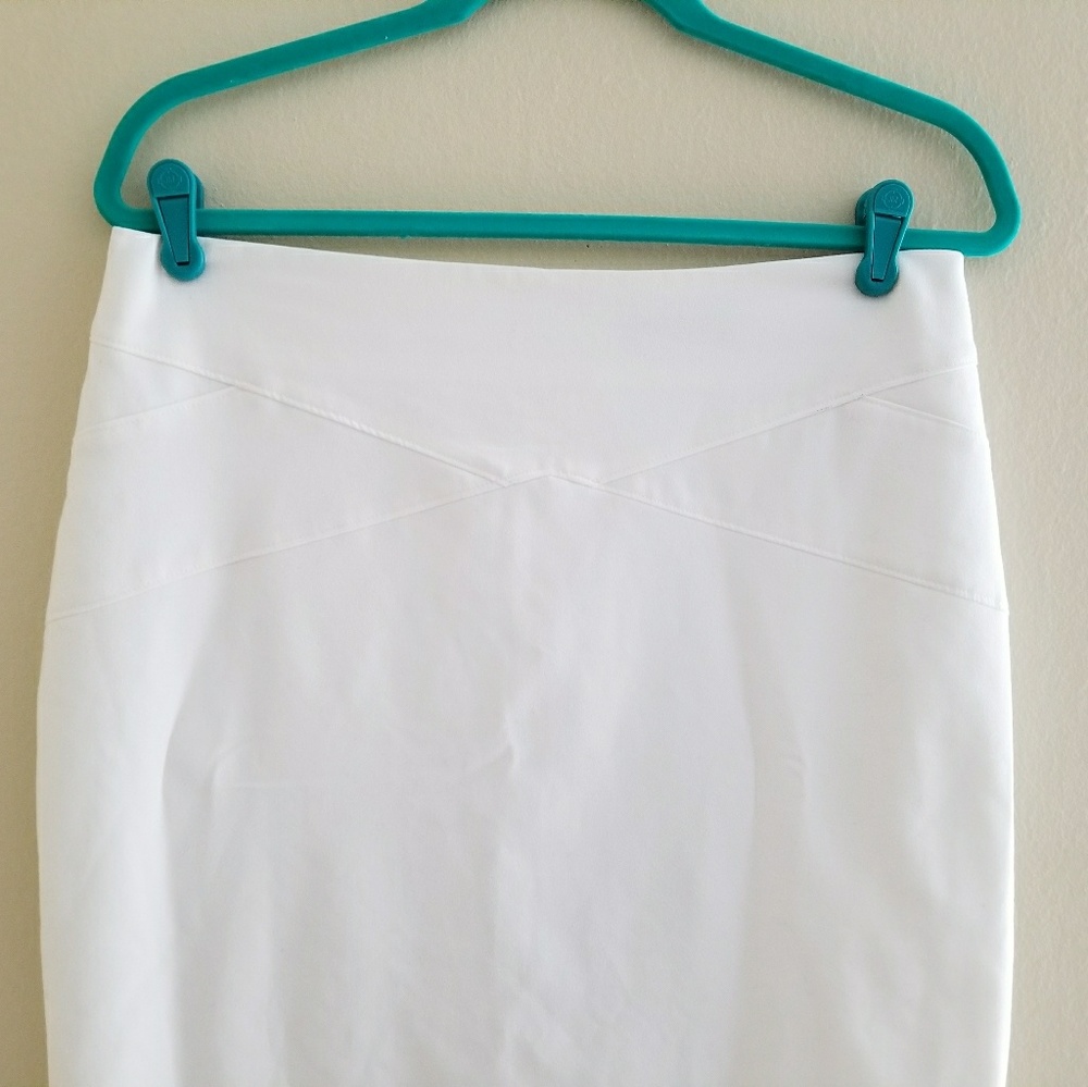 White new york and company skirt