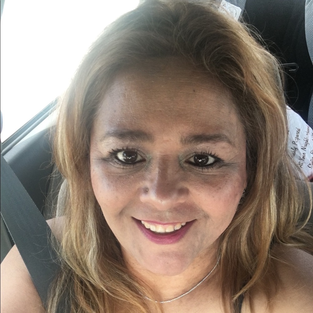 Meet your Posher, Maria