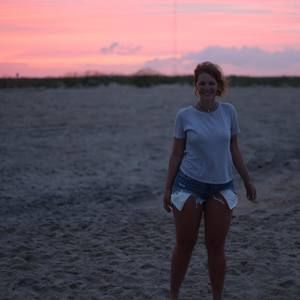 Meet your Posher, Brooke