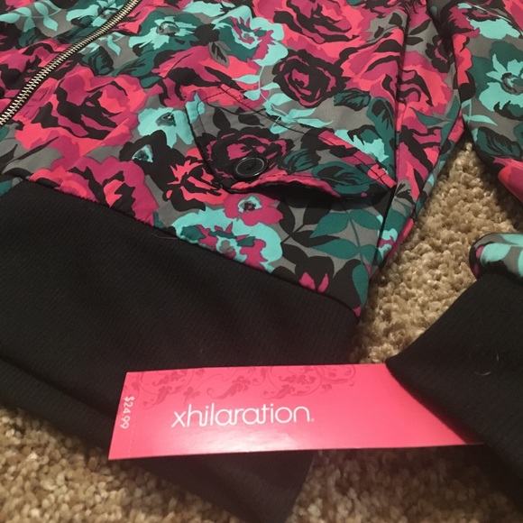 Xhilaration Floral Bomber - Picture 3 of 3