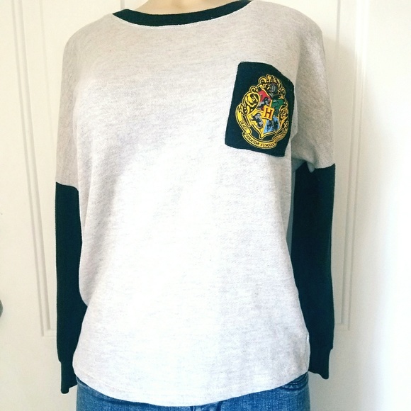 Sweaters - SALE! HARRY POTTER Hogwarts sweater