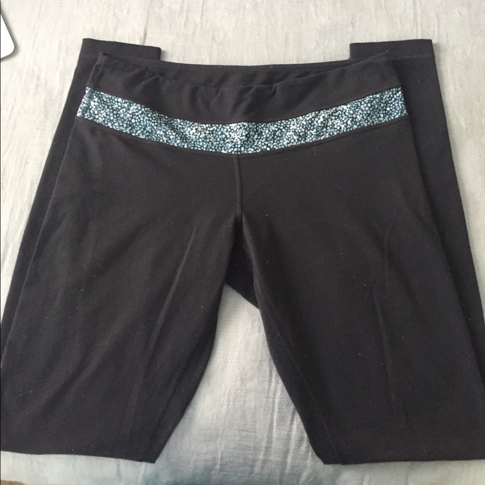 Grey, lululemon yoga pants