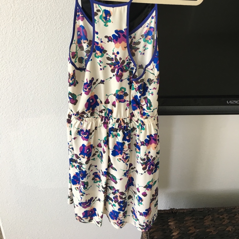 Lush flower print dress - Picture 3 of 3