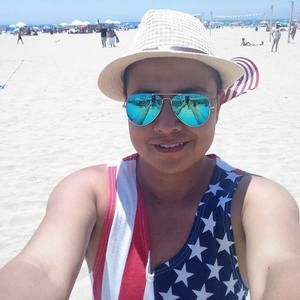 Meet your Posher, Christopher