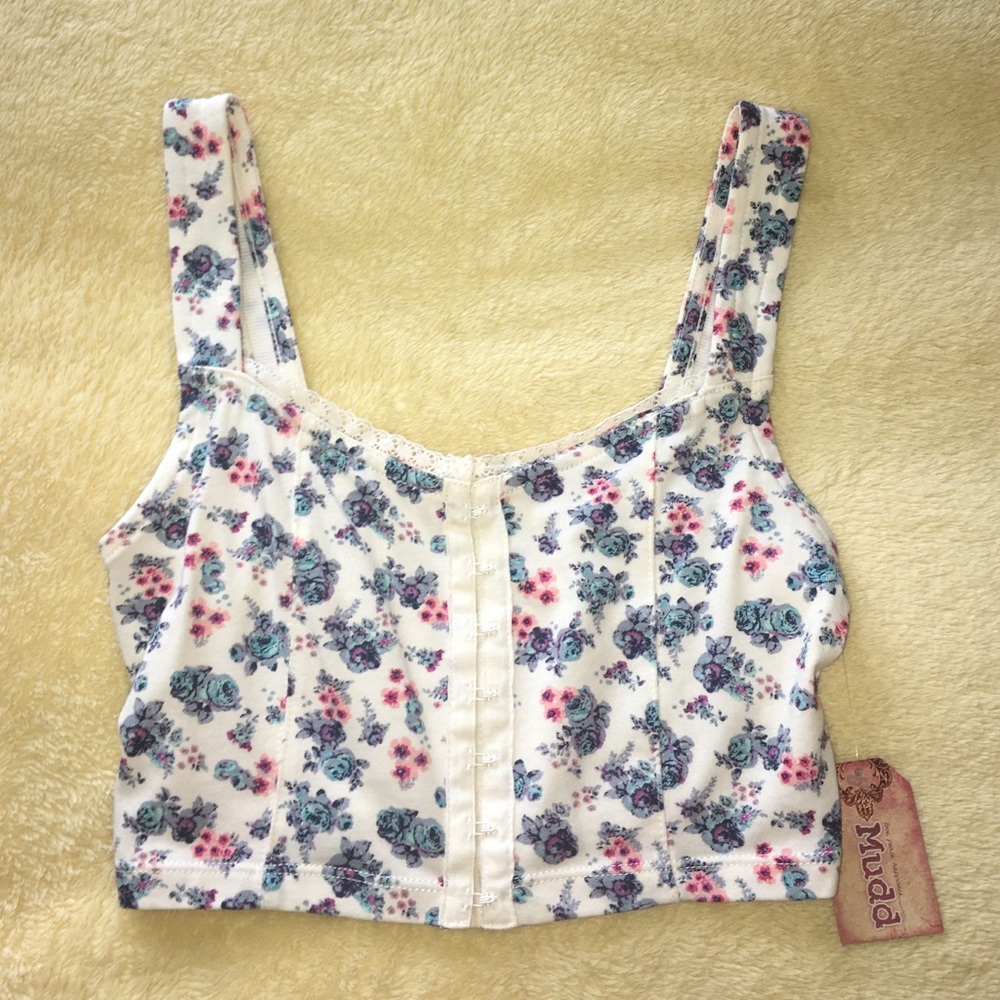 Size small Floral crop top