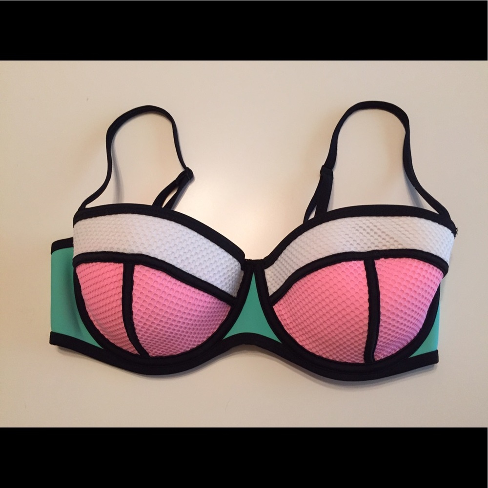 Triangl Poppy top in Flamingo Fling