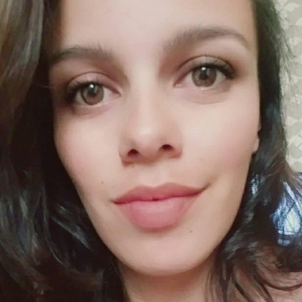 Meet your Posher, Maria