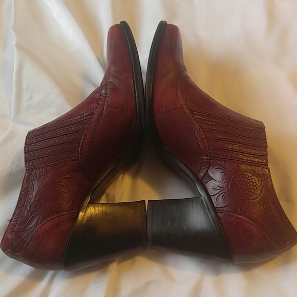 ANTONIO MELANI Antonio Melani leather ankle boots shoes