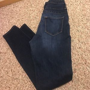 Refuge High Wasted Jeans