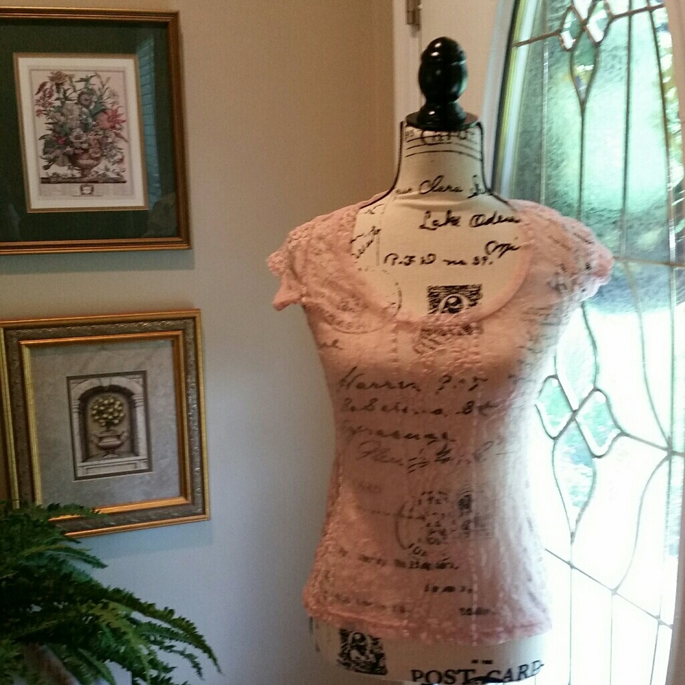 H.I.P. Peach Lace Top
