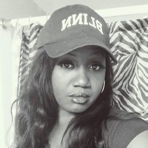 Meet your Posher, Devin