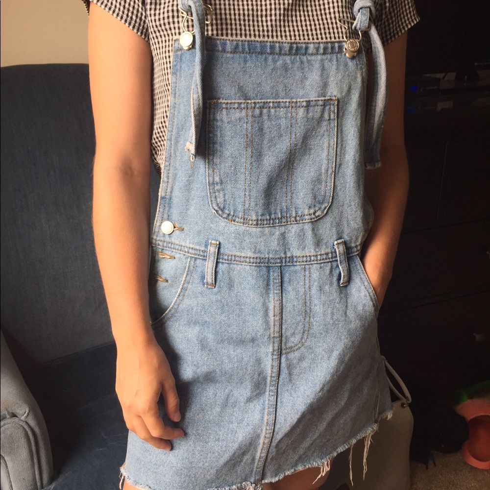 BRANDY MELVILLE JEAN DRESS🌟