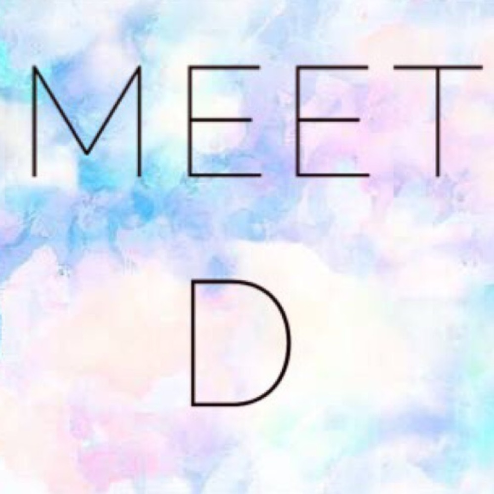 MEET D ❤️ - Picture 1 of 3