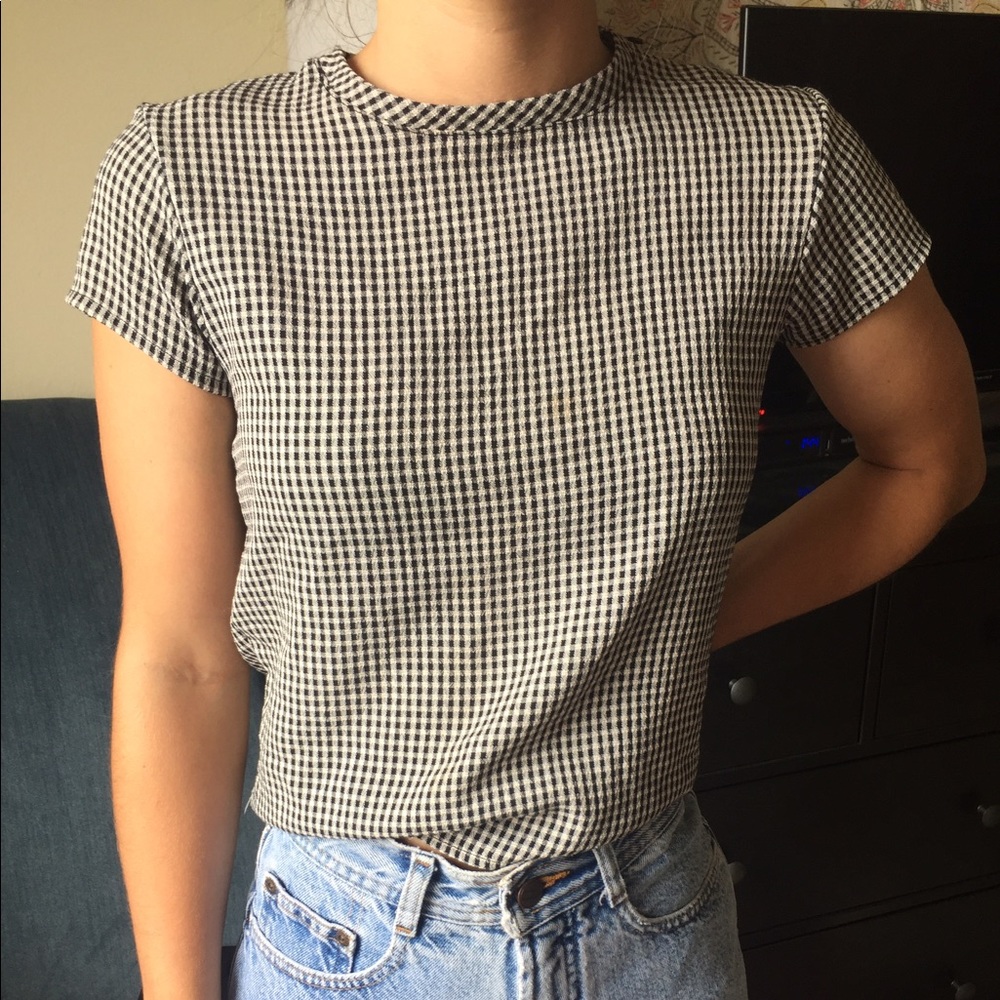 Brandy Melville checkered top 🏁🏁💕